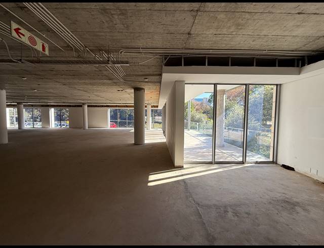 825M² OFFICE TO LET IN MELROSE ESTATE